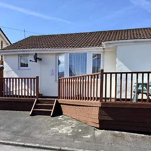  Holiday home Seaside Bungalow