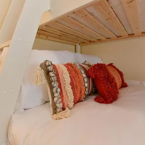  Holiday home Just Wales - Castle Square Cottage,