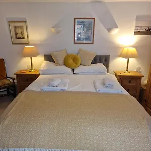 The Old Dairy, Comfy 1 Bedroom With Lounge,bathroom And Kitchenette Near Town, Pubs And Walks Ringwood